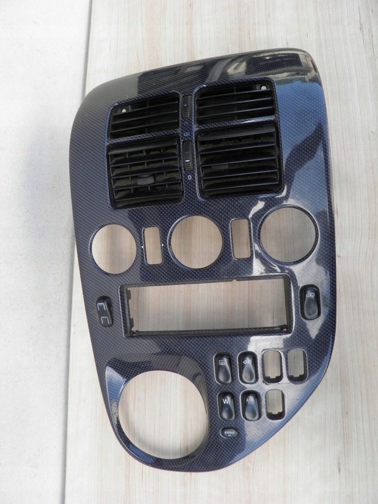 OBUDOWA KONSOLA KRATKA RAMKA VITO W638 A6386891631