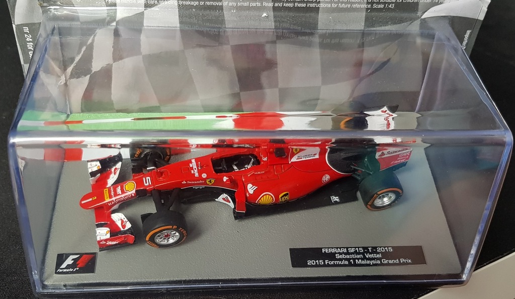 F1 Ferrari SF15-T Vettel GP Malezji 2015 1/43 !!!