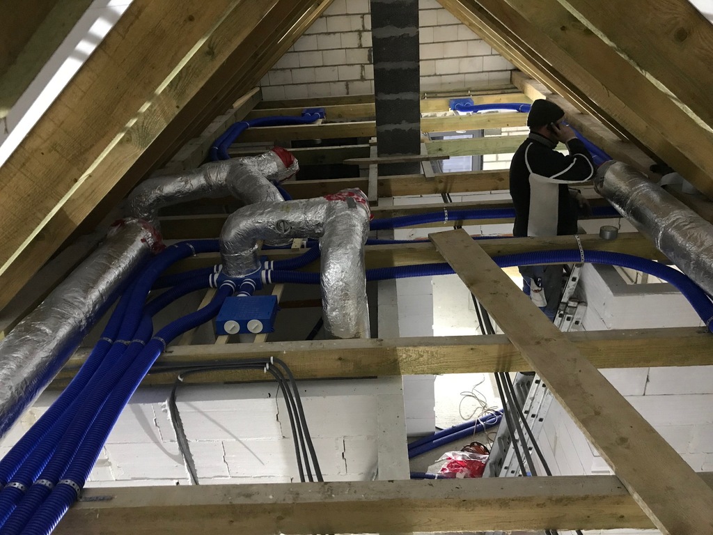 Montaż rekuperacji w domu do 230 m2, Zehnder Q 600 7238121628