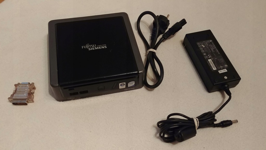 Fujitsu Siemens Q5030 Intel Core 2 Duo 4GB 160GB