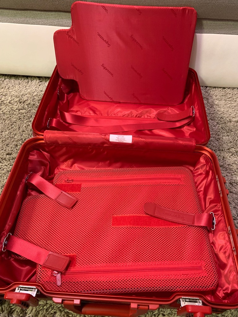 Travel bag Rimowa x Supreme Red in Metal - 35609536