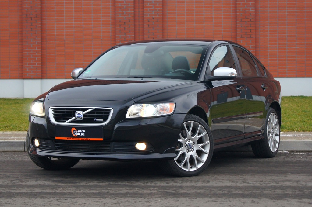 VOLVO S40 T5 230KM AWD RDESIGN FULL OPCJA JAK NOWE