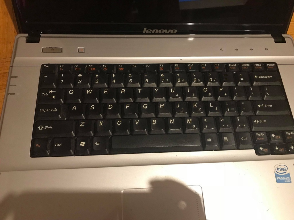 Lenovo 3000 g530 не включается