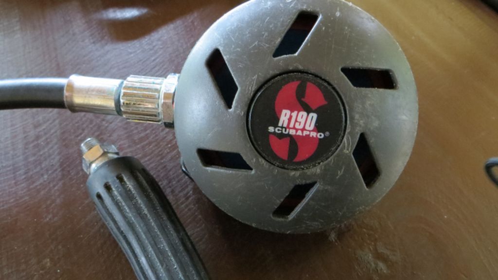 automat Scubapro R190 z wężem