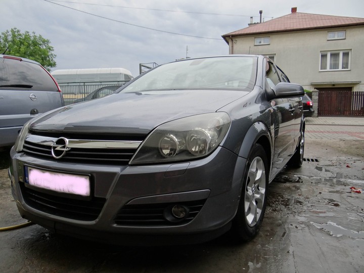 OPEL ASTRA H 2004 r 1.7 CDTI