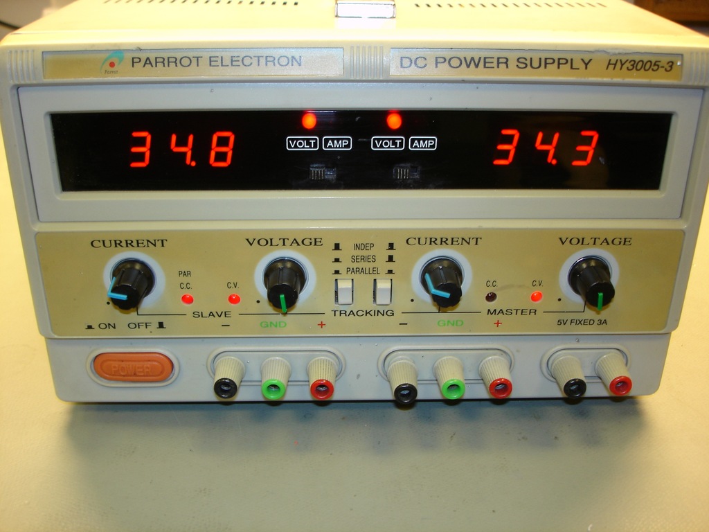 Zasilacz laboratoryjny 2x30V 5A USZKODZONY