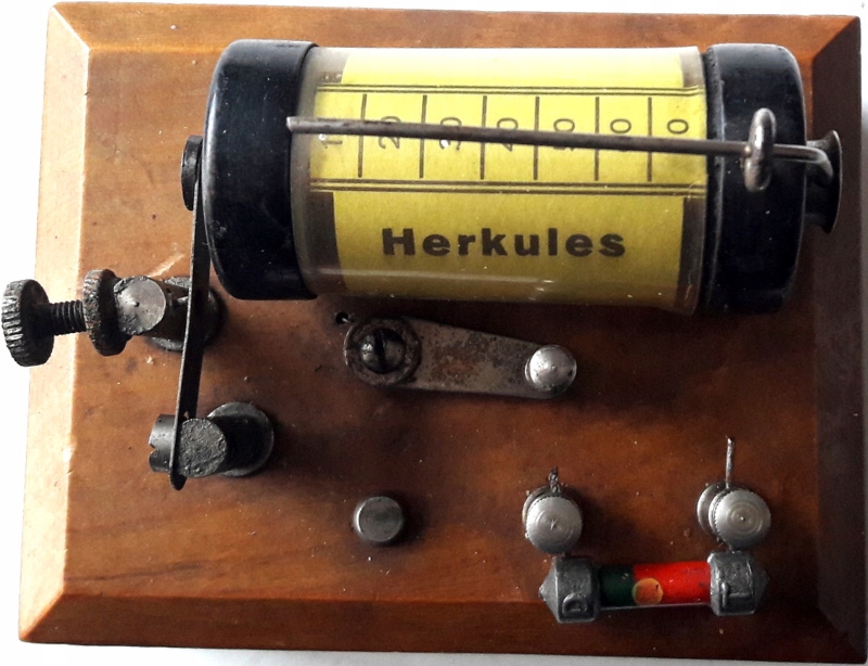 7.PRZYRZĄD DO ELEKTROWSTRZĄSÓW-PRĄDY d'ARSONVALA-1