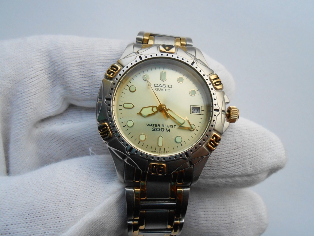 casio water resist 100m chronograph