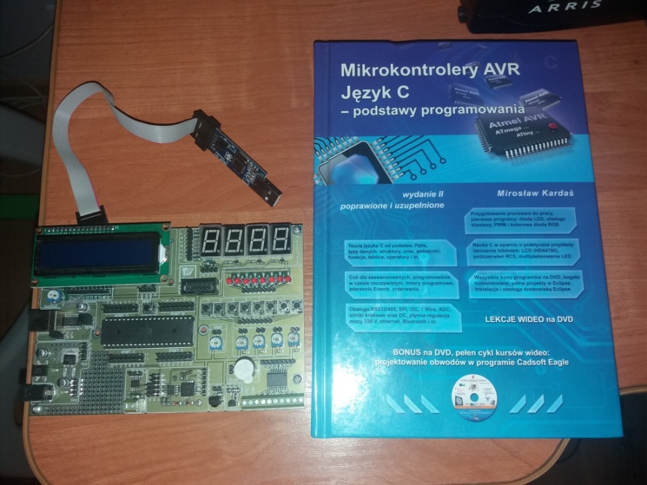 Zestaw AVR atmega32, programator USBasp, książka C