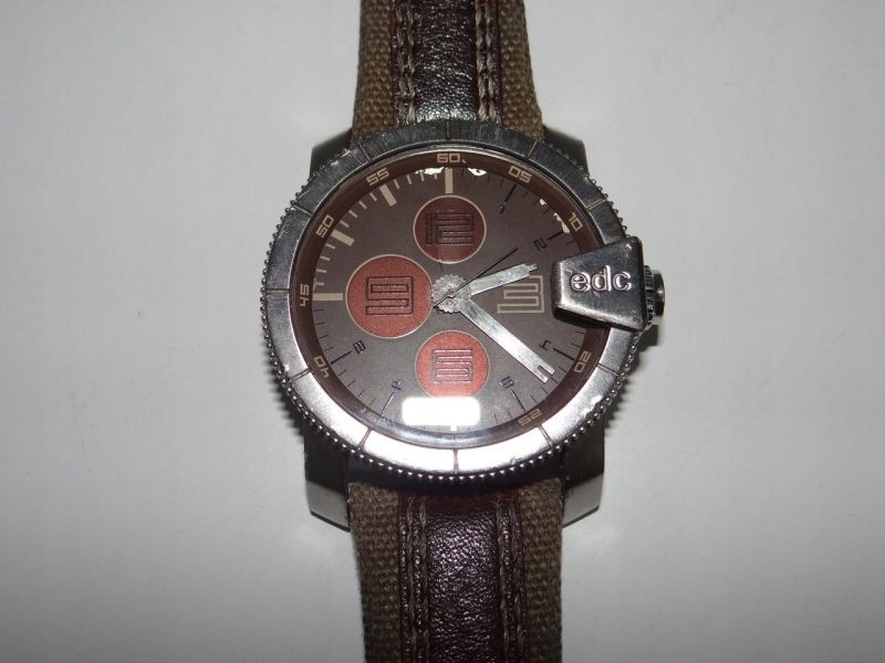 ZEGAREK ESPRIT EDC 805