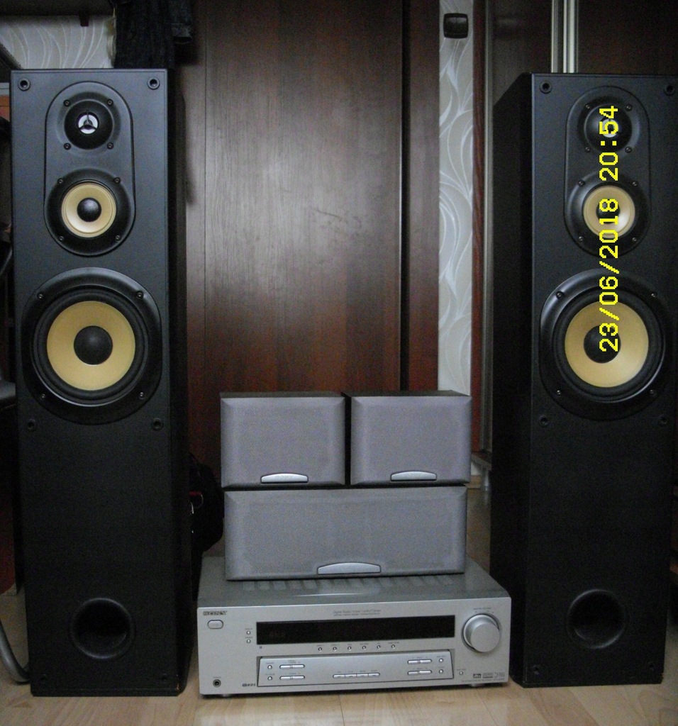 Kino domowe SONY .Amplituner STR-DE495 + zestaw ko