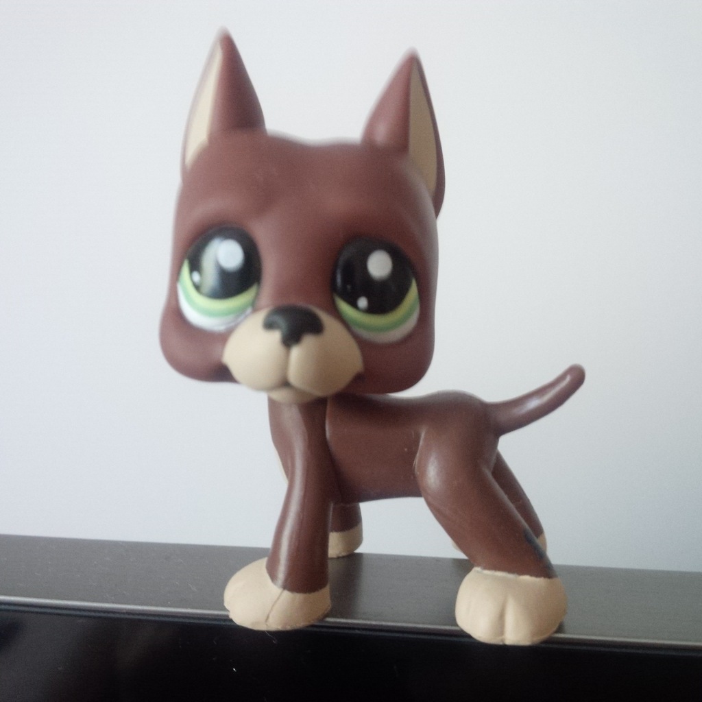 LPS dog niemiecki brązowy