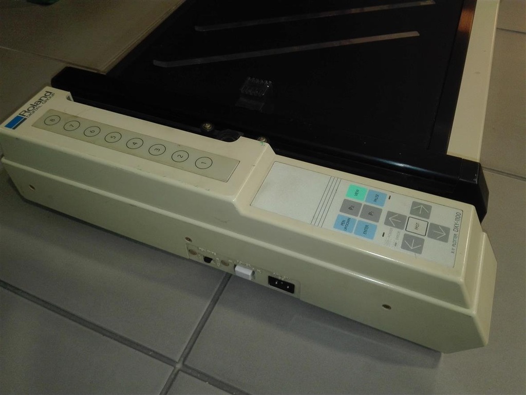 Ploter 'ROLAND DXY1100' 7184066672 oficjalne archiwum Allegro