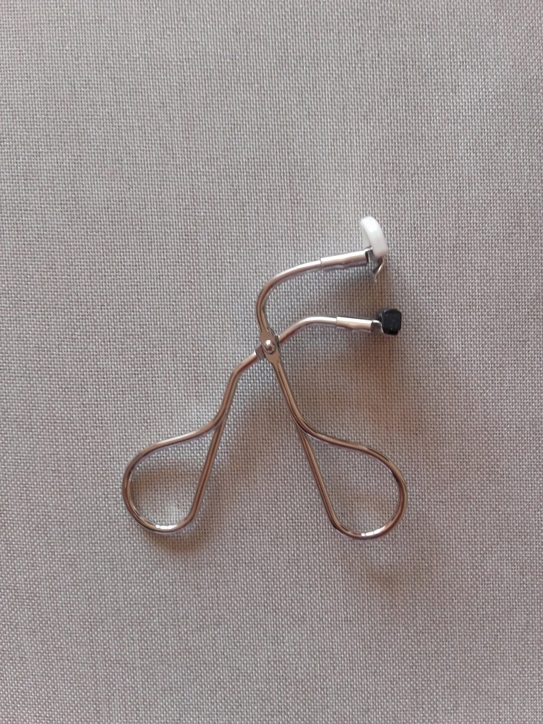 Zalotka do rzęs Shu Uemura S Curlers