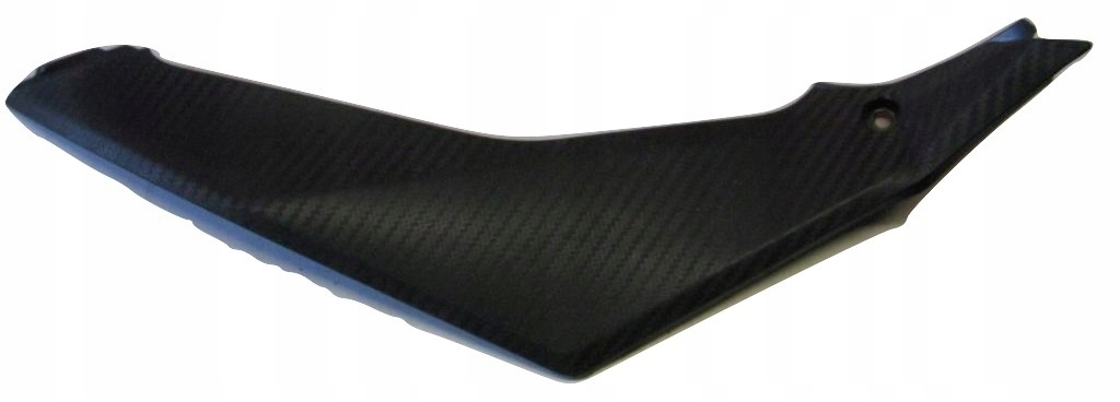 WYPEŁNIENIE ZBIORNIKA CARBON SUZUKI GSXR 1000 K8 7