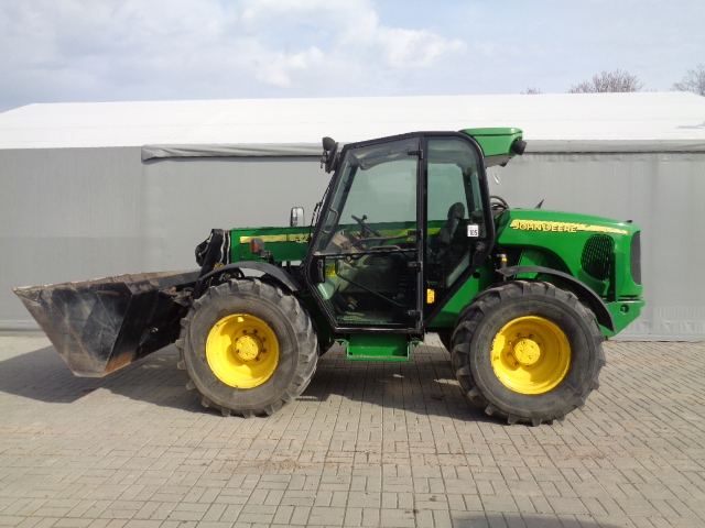 Ładowarka teleskopowa John Deree 3220 JCB Manitou