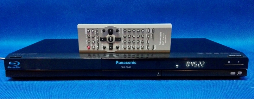 Blu-ray Panasonic DMP-45 /USB/SD/DivX + Pilot