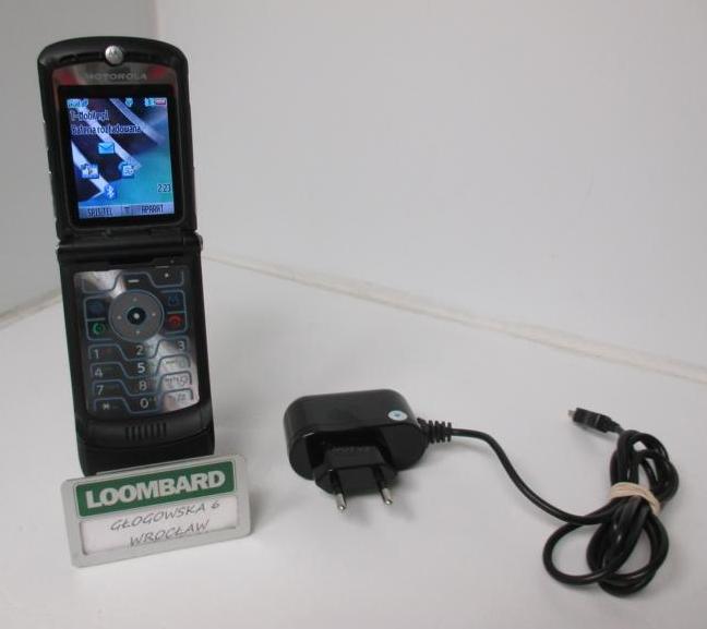 TELEFON Z KLAPKĄ MOTOROLA V3 T MOBILE  ŁADOWARKA