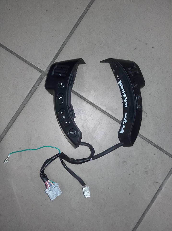 NISSAN QASHQAI PRZYCISKI KIEROWNICY TEMPOMAT
