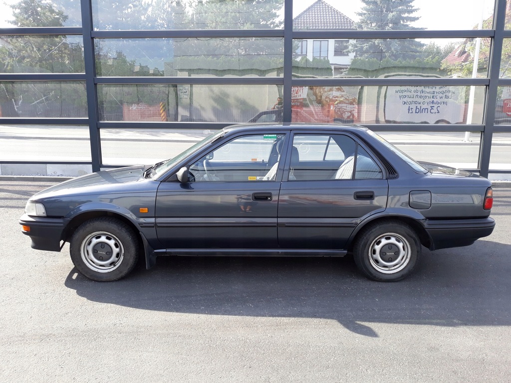 Corolla E9 70 Tyś KM Salon PL Pewex Jak Nowa