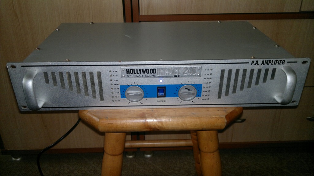 Wzm. Estradowy Hollywood Impact - 240 Mk.II 2x100W