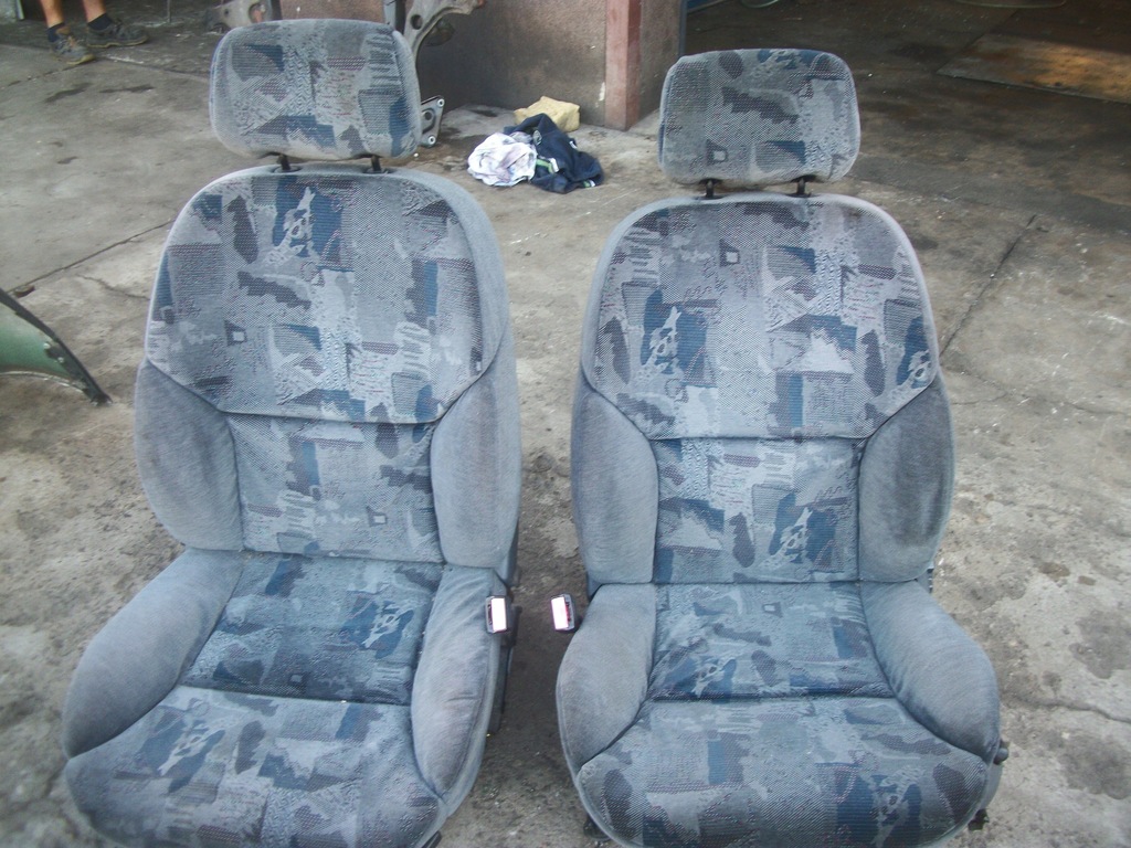 FOTEL FOTELE KUBEŁKOWE CITROEN XSARA 5 DRZWI