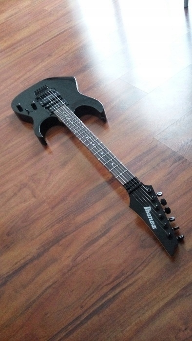 Gitara elektryczna Ibanez GRG270B /w Bill Lawrence