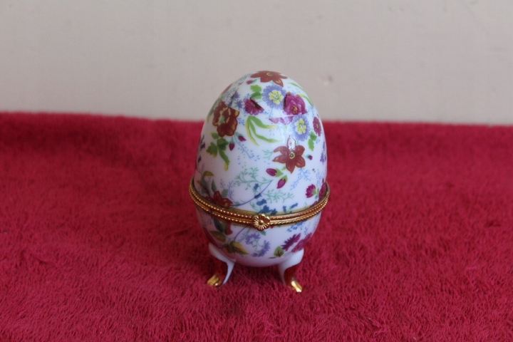 JAJKO PORCELANOWE-FABERGE