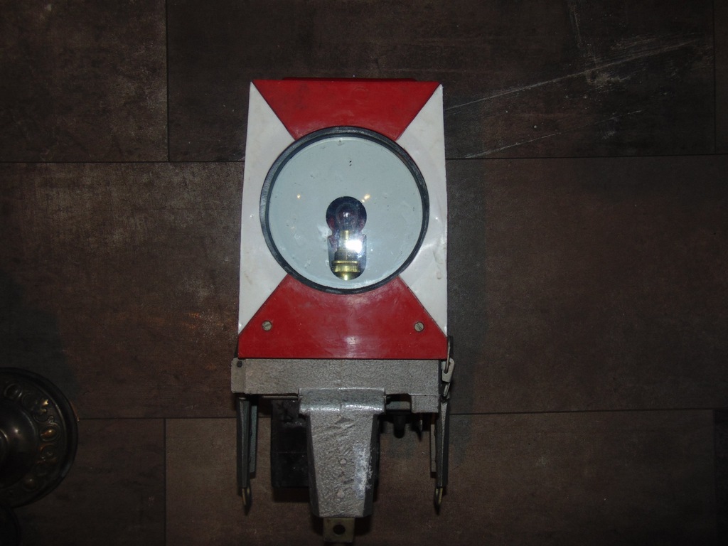 PKP Latarnia lampa kolejowa ZWUS