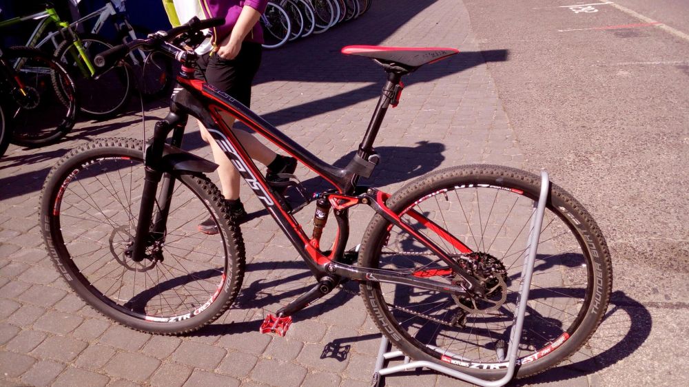 Felt 29&quot; ltd full carbon sid fox kashima 10kg