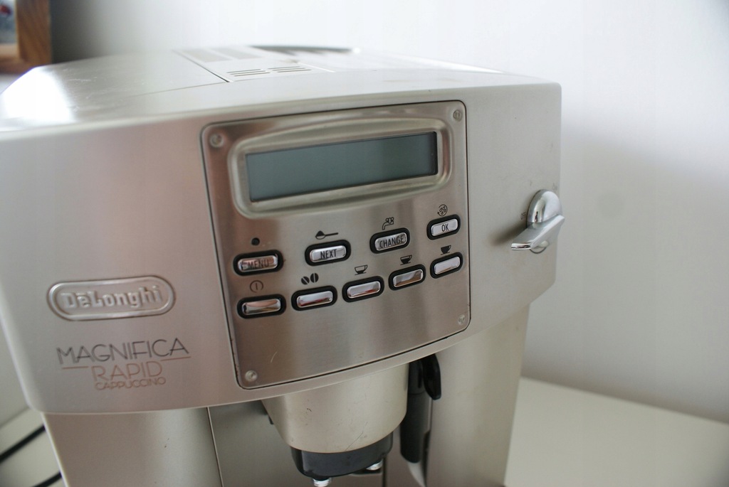 DeLonghi Magnifica RAPID CAPPUCCINO ESAM 3400 7584009945 oficjalne
