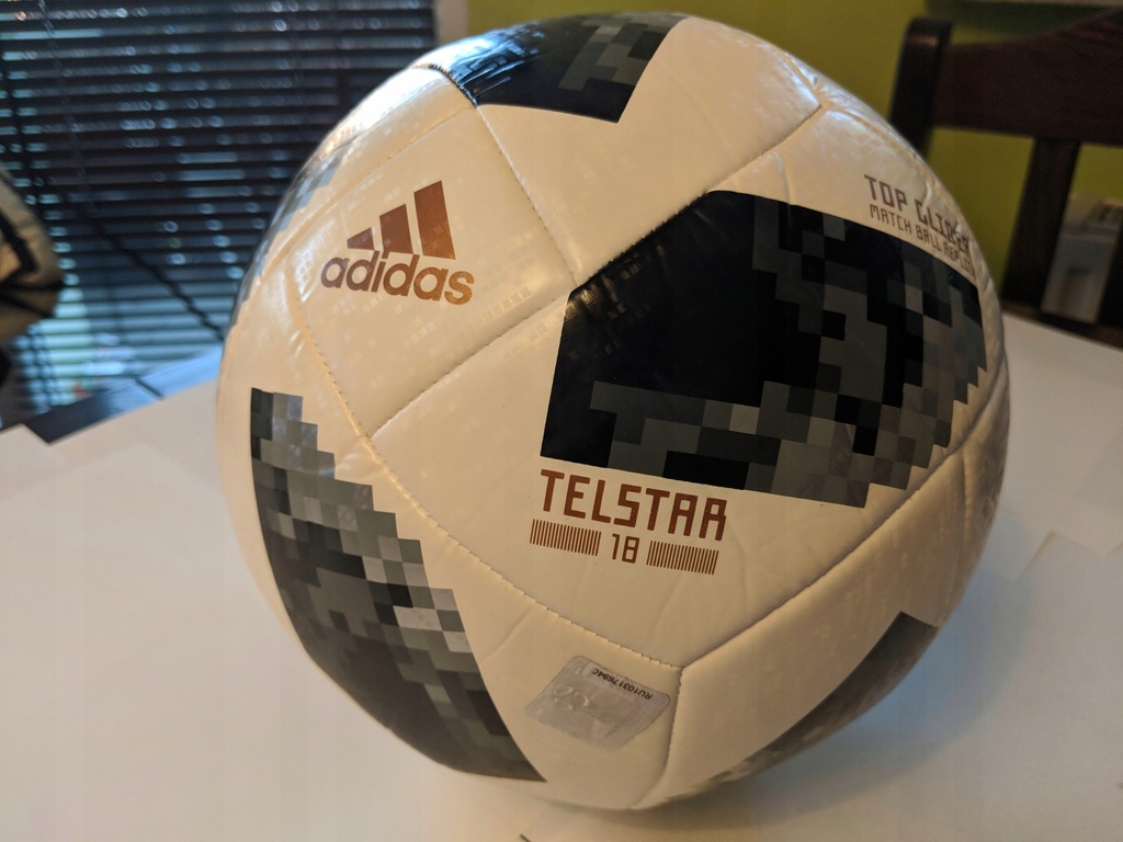 Piłka Nożna Adidas Telstar 18 CE8096 r.5 + Pompka