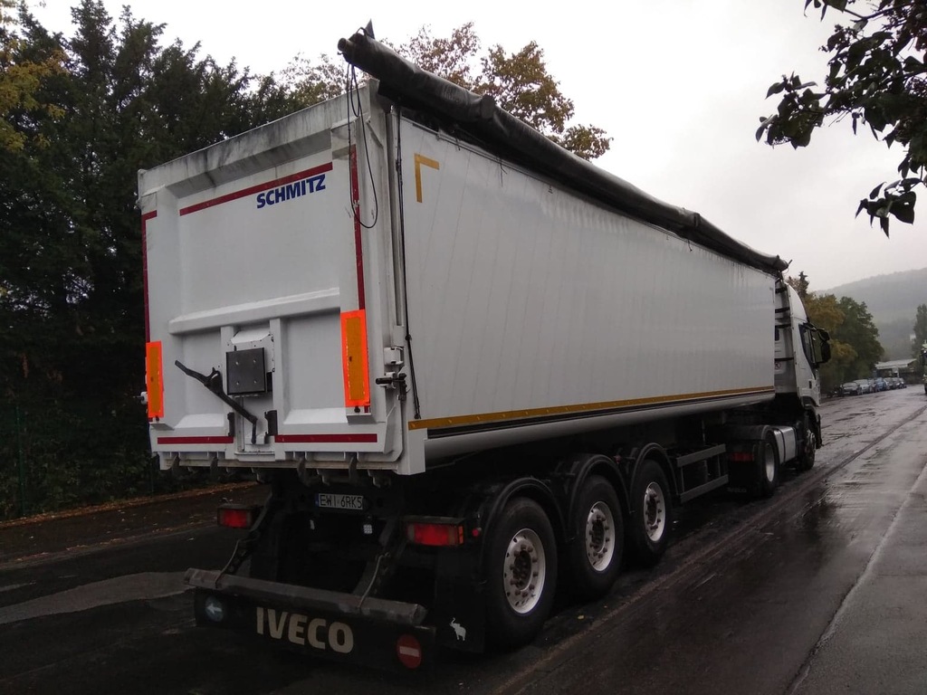 SCHMITZ CARGOBULL Cesja