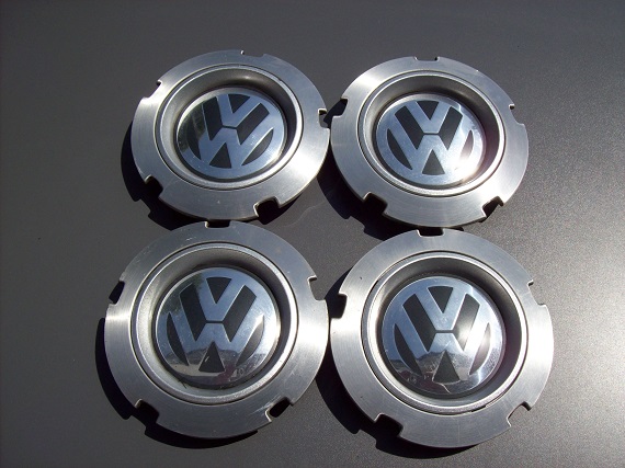 DEKIELKI VW T5 MULTIVAN ORYGINALNE 7H0601149B