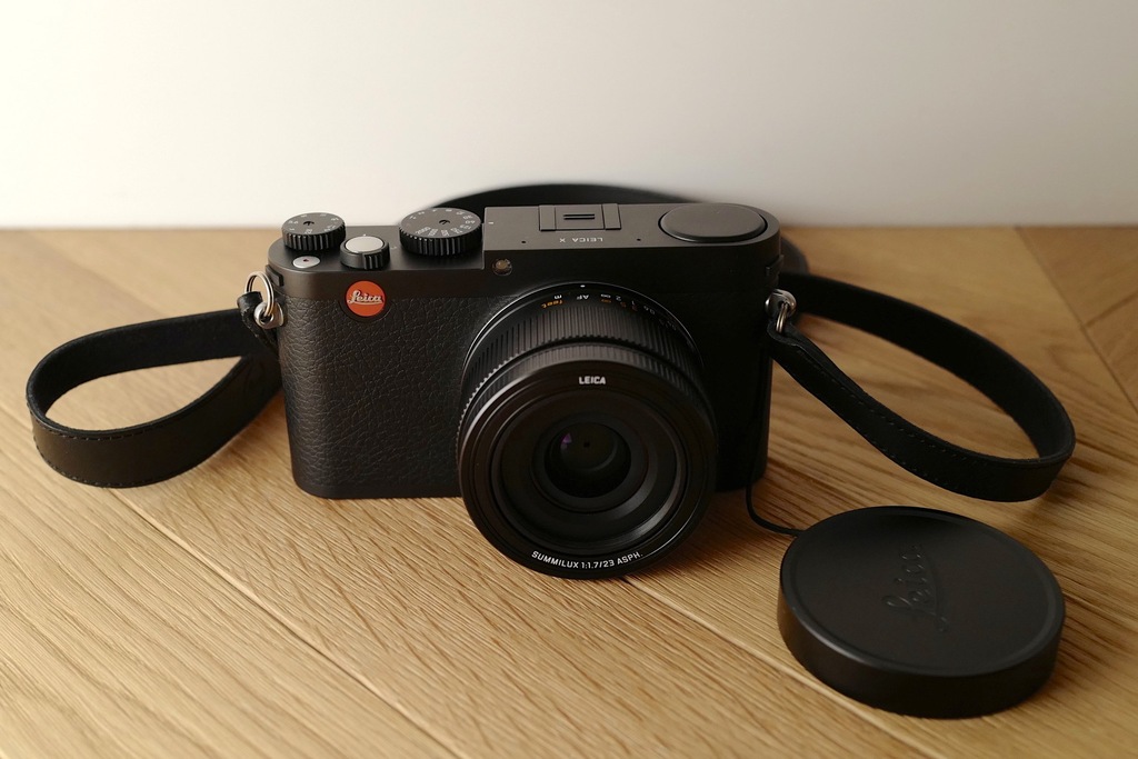 Leica X (typ 113), w komplecie, praktycznie nowa !