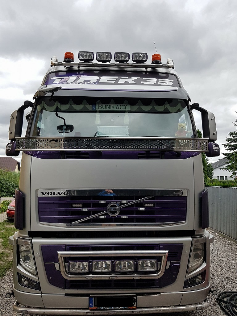 Podszybie kamiennik VOLVO FH kwasówka osłona