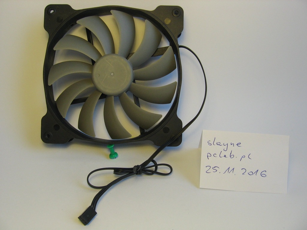 Corsair 140mm A1425L12S-2 0.30A 3pin gw12mcy skle