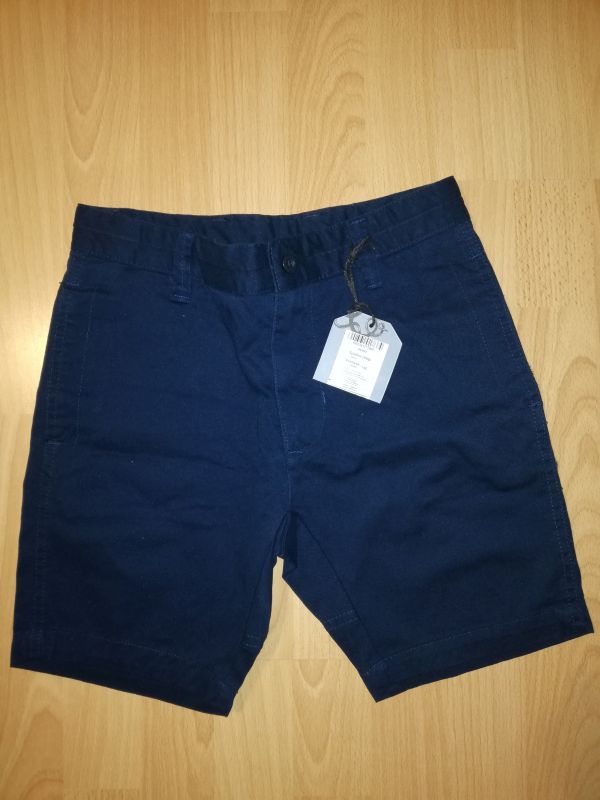 Nowe krótkie spodnie 5.10.15 na 140 cm