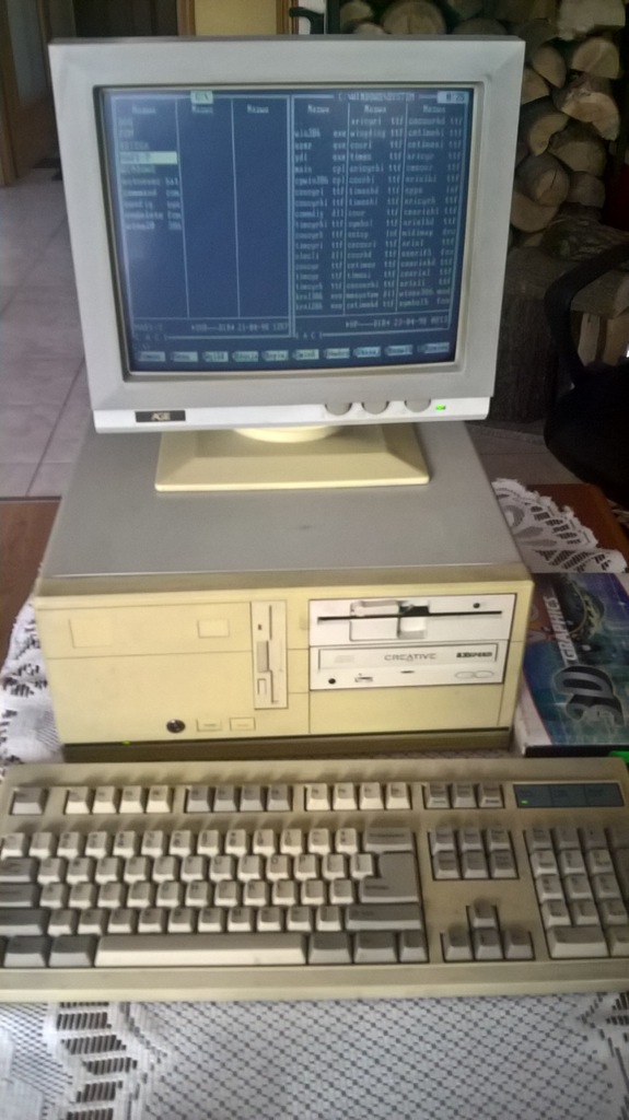 Komputer IBM 386  40Mb 30 lat SPRAWNY