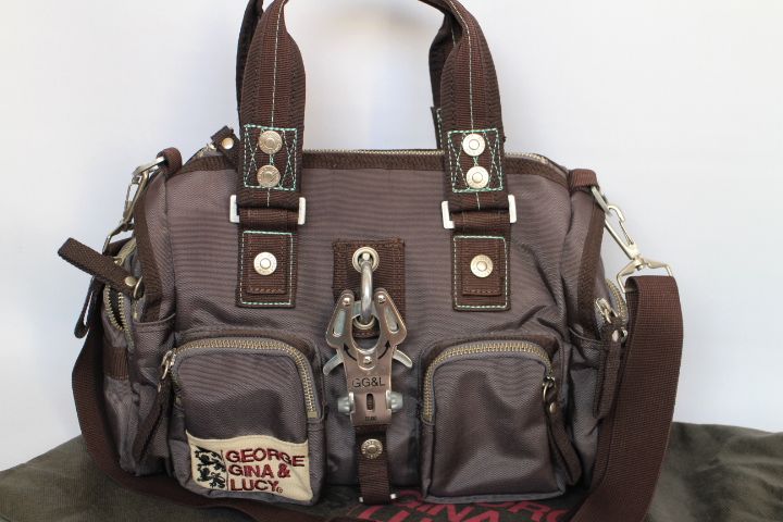 George Gina & Lucy MIEJSKA TOREBKA Catchall