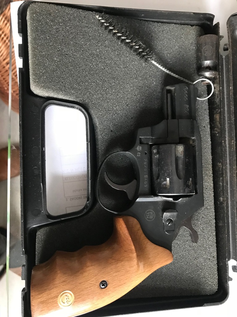 Pistolet gazowy Geco model 890