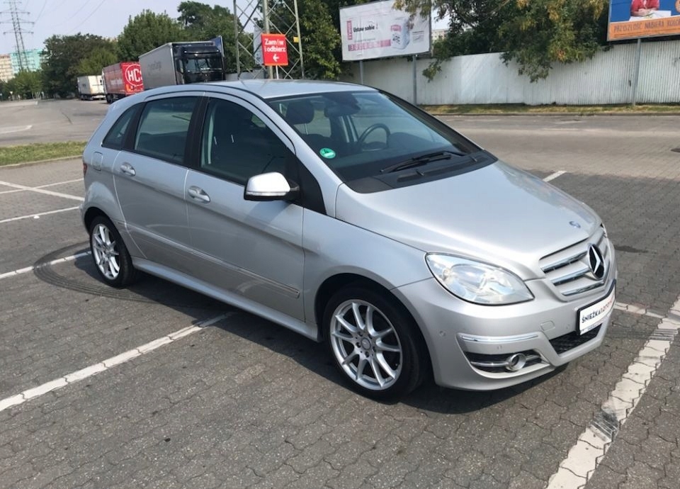 Mercedes-Benz Klasa B W245