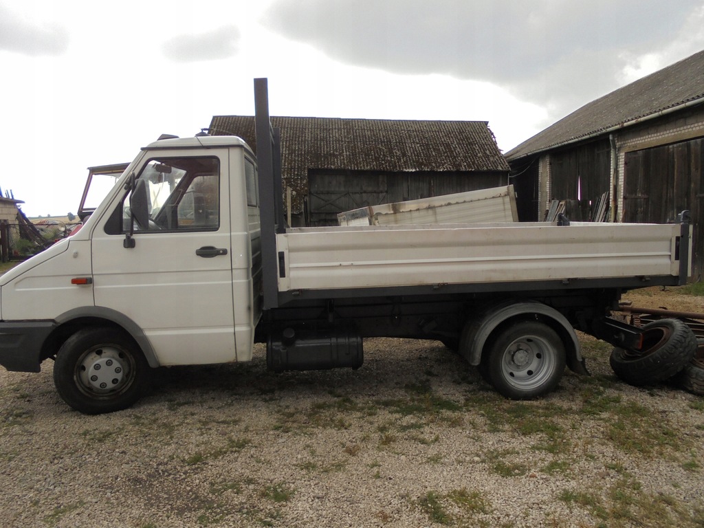 IVECO WYWROTKA SAMOCHÓD CIEZAROWY DO 3,5 T 7456706612