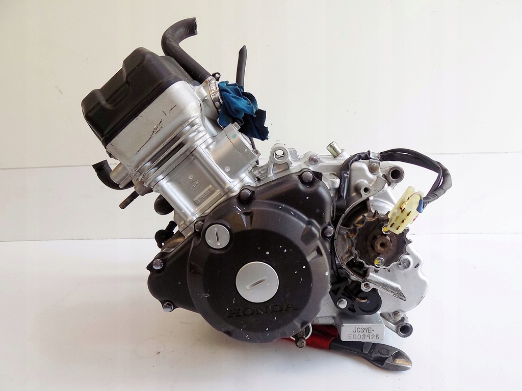 HONDA CBR 125 JC39 SILNIK