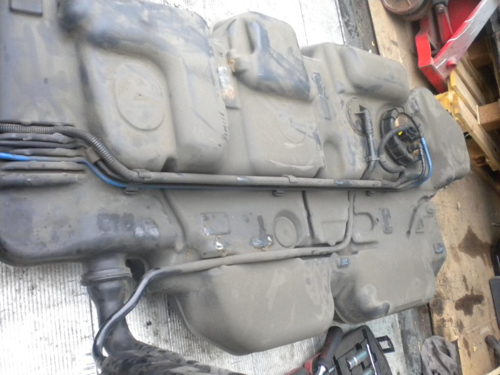 VW T5 1.9TDI ZBIORNIK PALIWA BAK 7H0201021AL