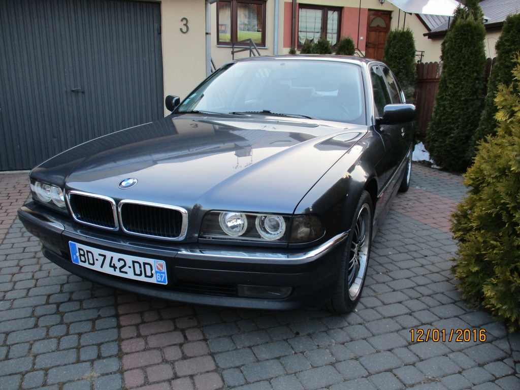 BMW E38 4.4 V8 sprowadzona po opłatach 7318737098