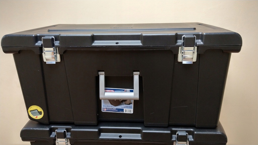 Skrzynia transportowa Locker Gorilla Sterilite