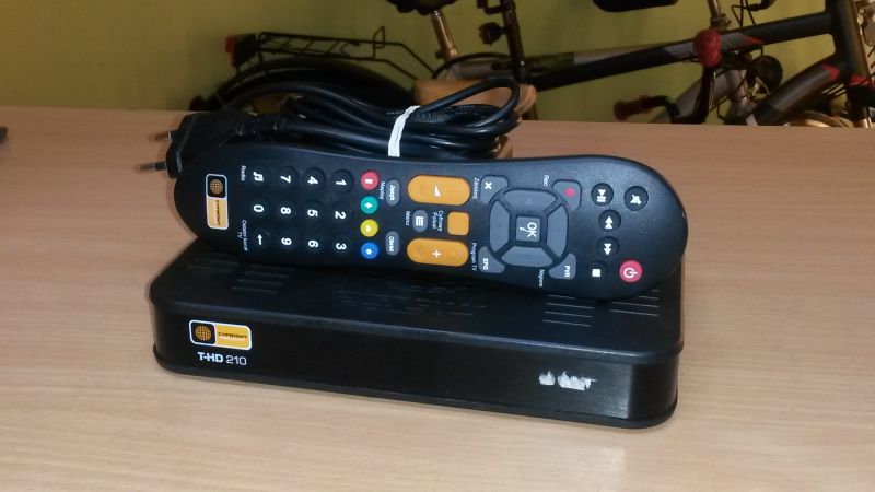 DEKODER DVBT CYFROWY POLSAT T-HD 210  + PILOT