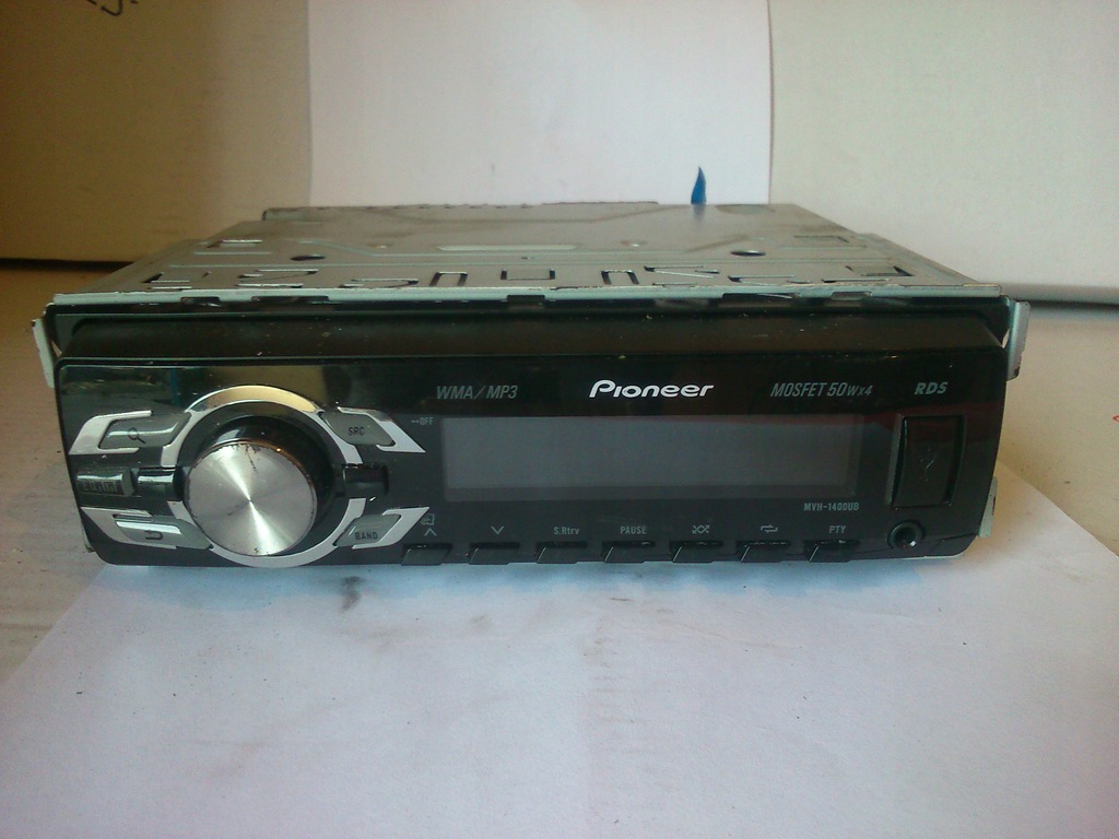 RADIO PIONEER MVH-1400UB CD MP3 WMA USB AUX 4X50W