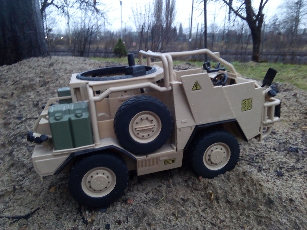 model pojazd wojskowy jackal 1:6
